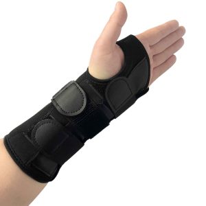 Adjustable Sports Wrist Guard – Lightweight & Breathable Brace For Wrist Support And Protection