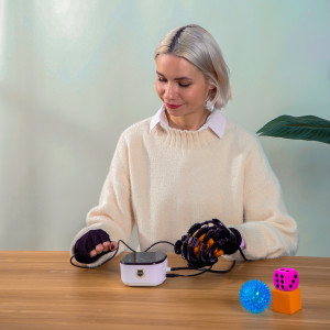Rehabilitation Gloves with Touch Screen